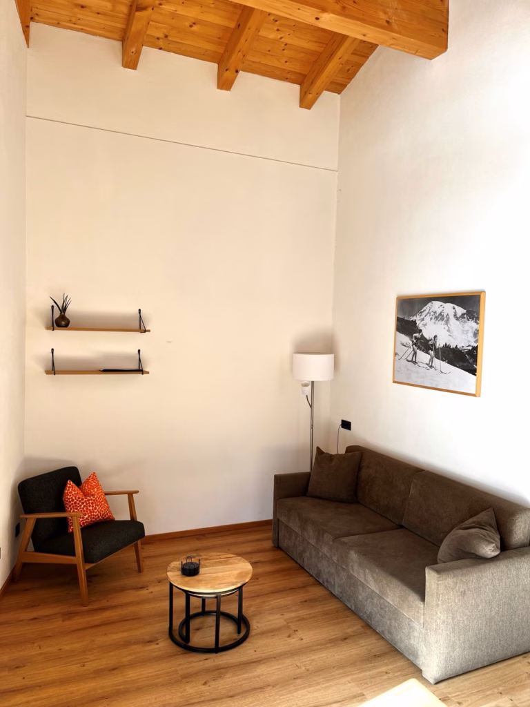 Groß (Foto Apart. Oberhof Wohnzimmer3)